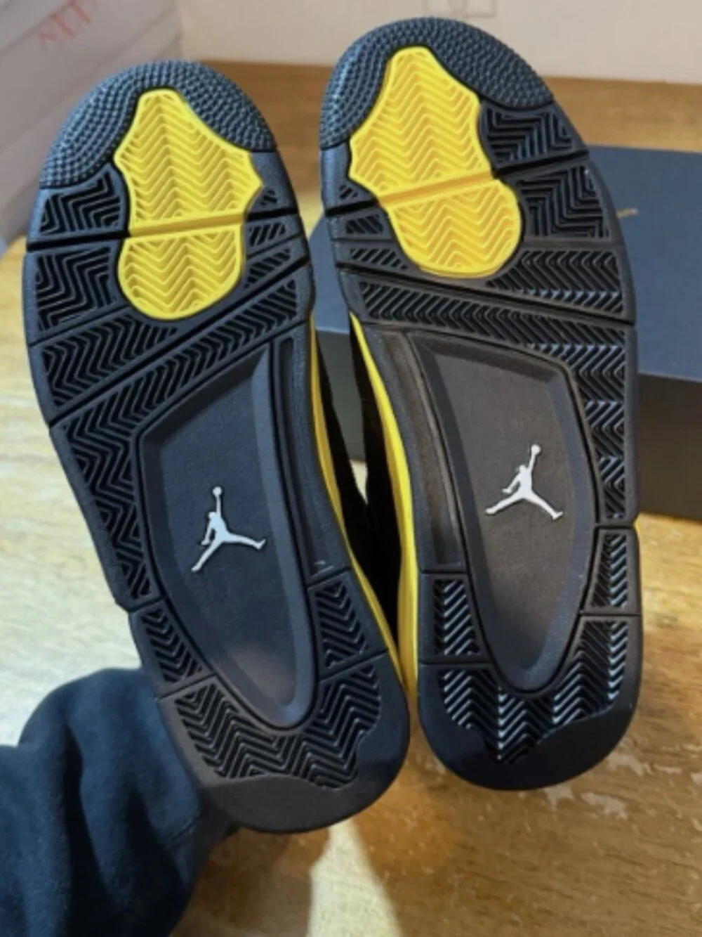 Men’s Nike Air Jordan 4 Retro Thunder Black Yellow Sneakers